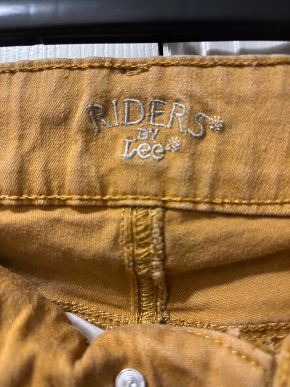Riders By Lee  Woman Jeans Size 12P Mustard - Picture 2 of 8